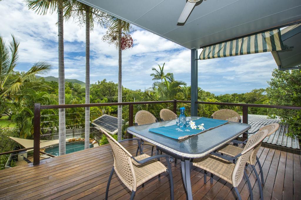 Manyana, 3 Opalia Court Villa Nelly Bay Exterior photo